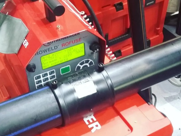 сварочный аппарат для электромуфтовой сварки полимерных труб roweld rofuse print +