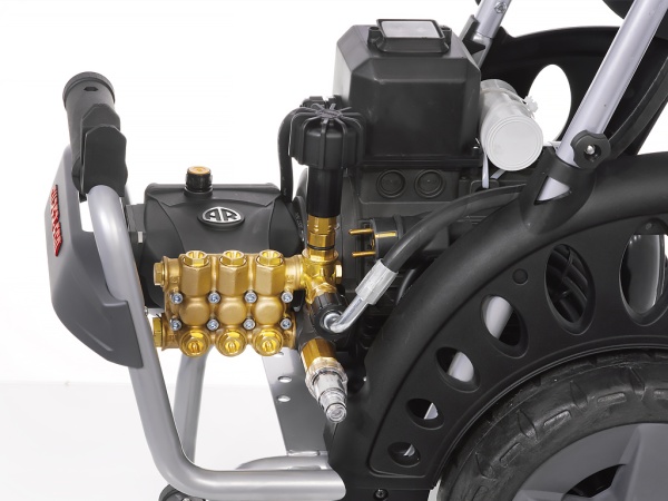 машина высокого давления для прочистки труб