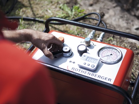 стыковая сварочная машина с гидравлическим приводом roweld p 250 b professional