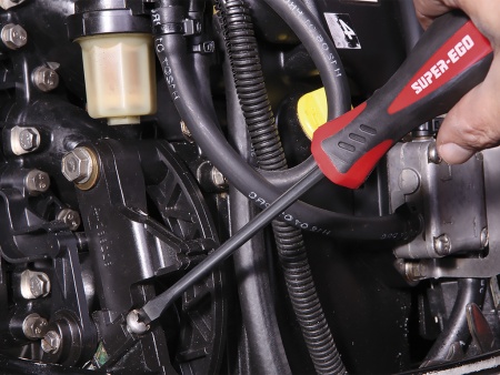 шлицевая отвертка 5 х 150 мм