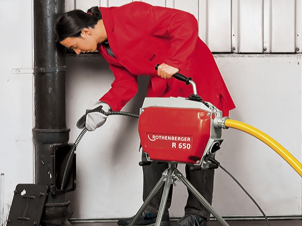 электромеханическая прочистная машина r 650 в комплекте с виброгасящим шлангом