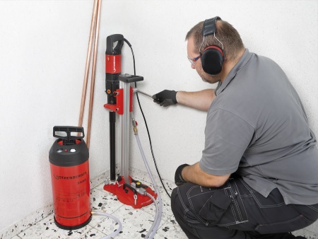 алмазная сверлильная установка