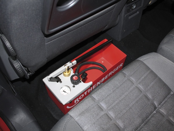 ручной опрессовочный насос тр 25