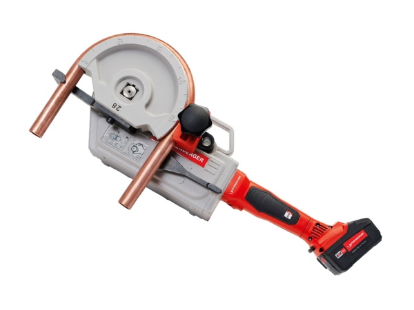 набор robend 4000 е 12 – 14 – 16 – 18 – 22 – 28 мм (робенд) с аккумул. 4.0 ач и заряд. уст-вом.