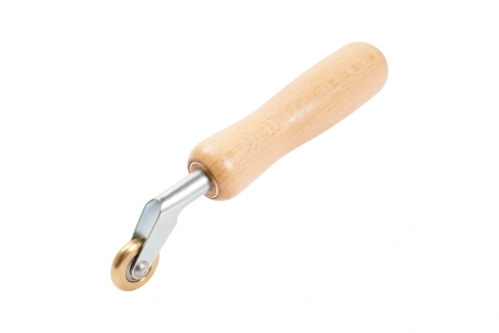 прикаточный ролик из латуни 6 мм на подшипниках